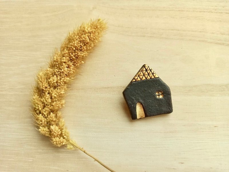金水釉烧小屋别针(胖矮屋与瘦高屋) - 胸针 - 陶 金色