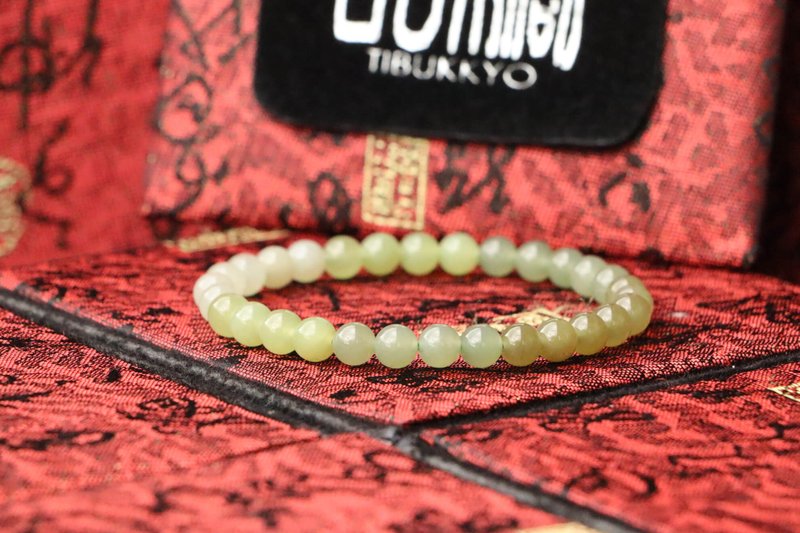 原矿天然多宝和阗玉手珠 6mm 和田玉 三色青玉 半透光 手串设计 - 手链/手环 - 玉石 