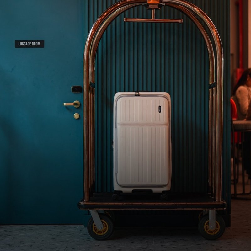 cctogo ∣ 26寸立可开煞车旅箱 多色选 - 行李箱/行李箱保护套 - 塑料 多色