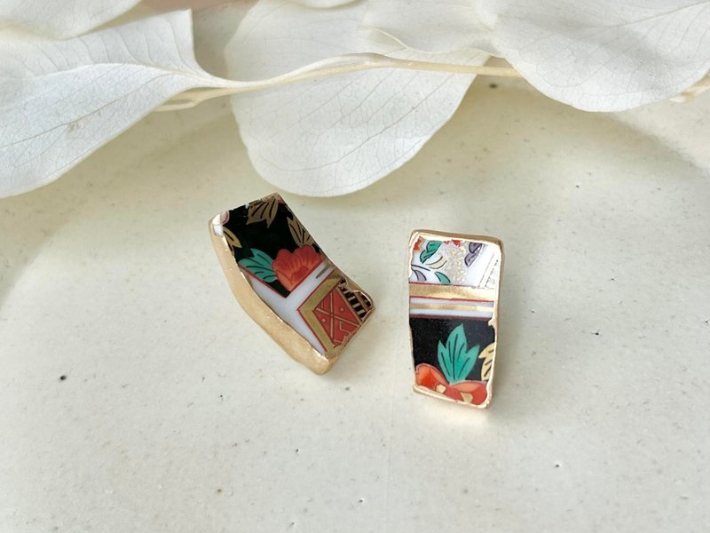 有田烧 金继 医疗级不锈钢耳针 花纹 叶纹 和风 传统工艺 No.227 - 耳环/耳夹 - 陶 金色