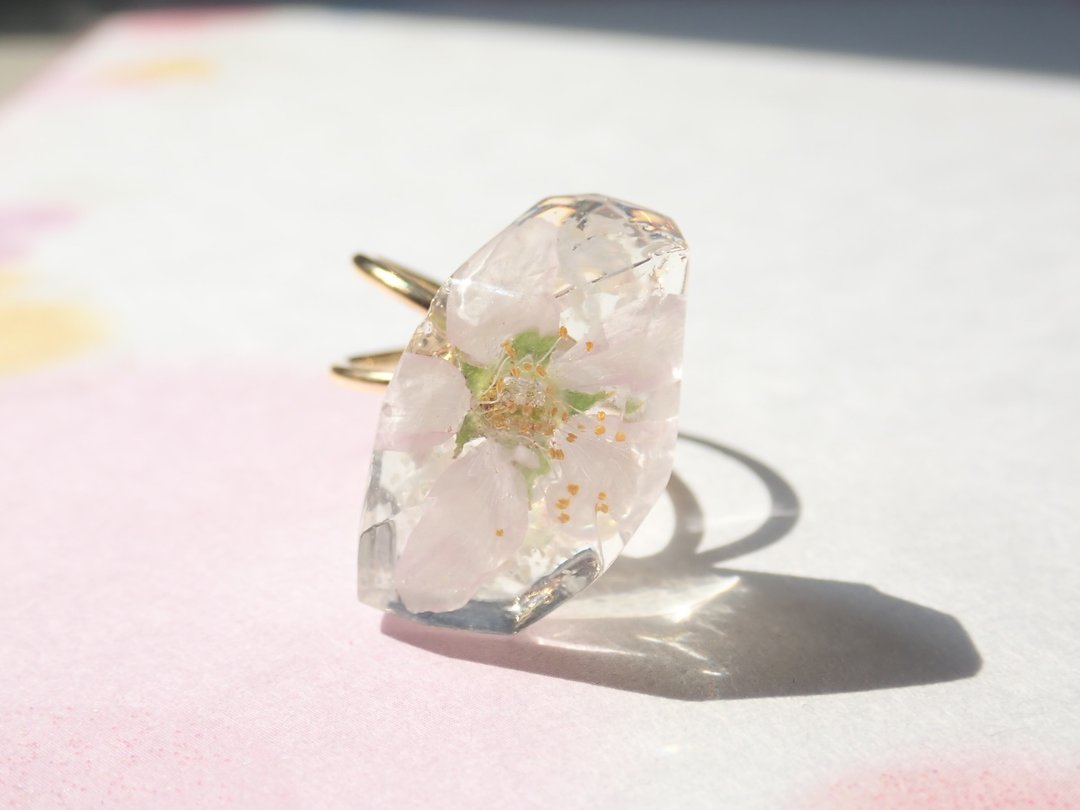 Keio Sakura Gemstone Ring - 戒指 - 植物．花 粉红色