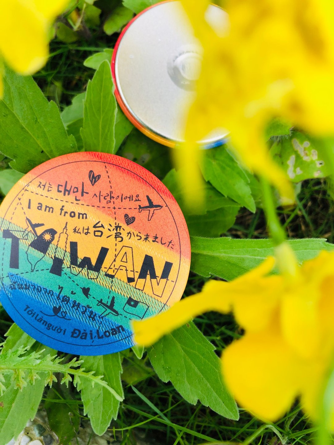 我是台湾人-我来自台湾-多国语言彩虹平权-冰箱磁铁LGBT - 冰箱贴/磁贴 - 其他金属 