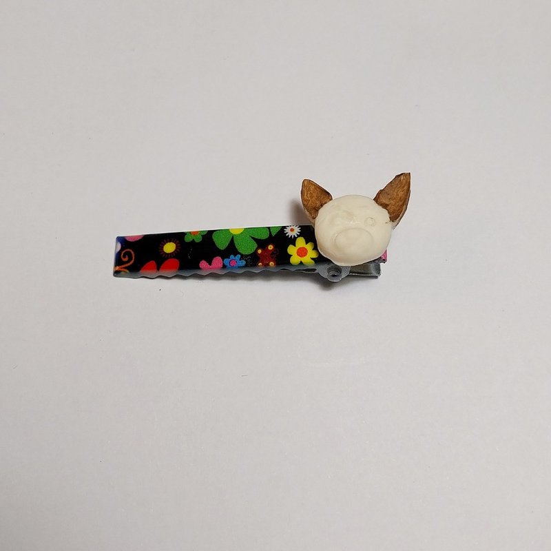 Chiwawa Dog Head Decoration Handmade Clip - 发饰 - 粘土 白色