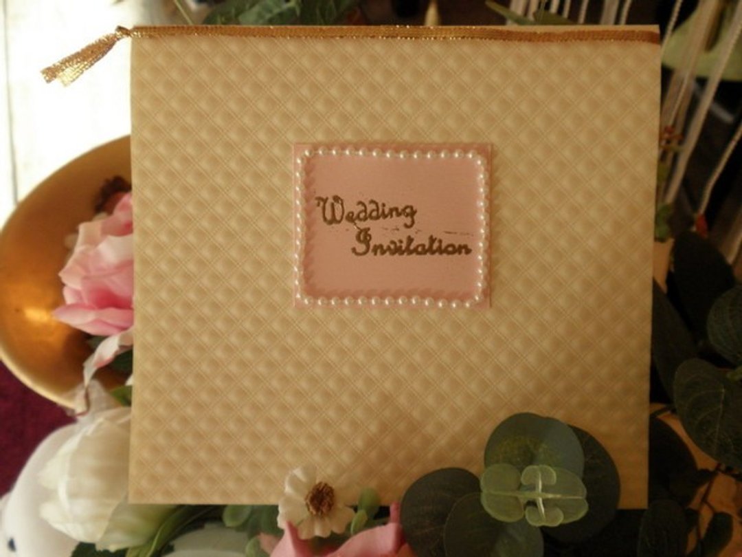 Wedding Invitation 纸蕾丝水玉婚卡 - 卡片/明信片 - 纸 金色