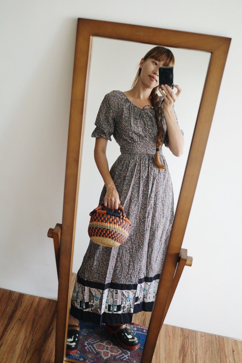 Vintage 欧洲乡村碎花图案绑带洋装 - 洋装/连衣裙 - 棉．麻 