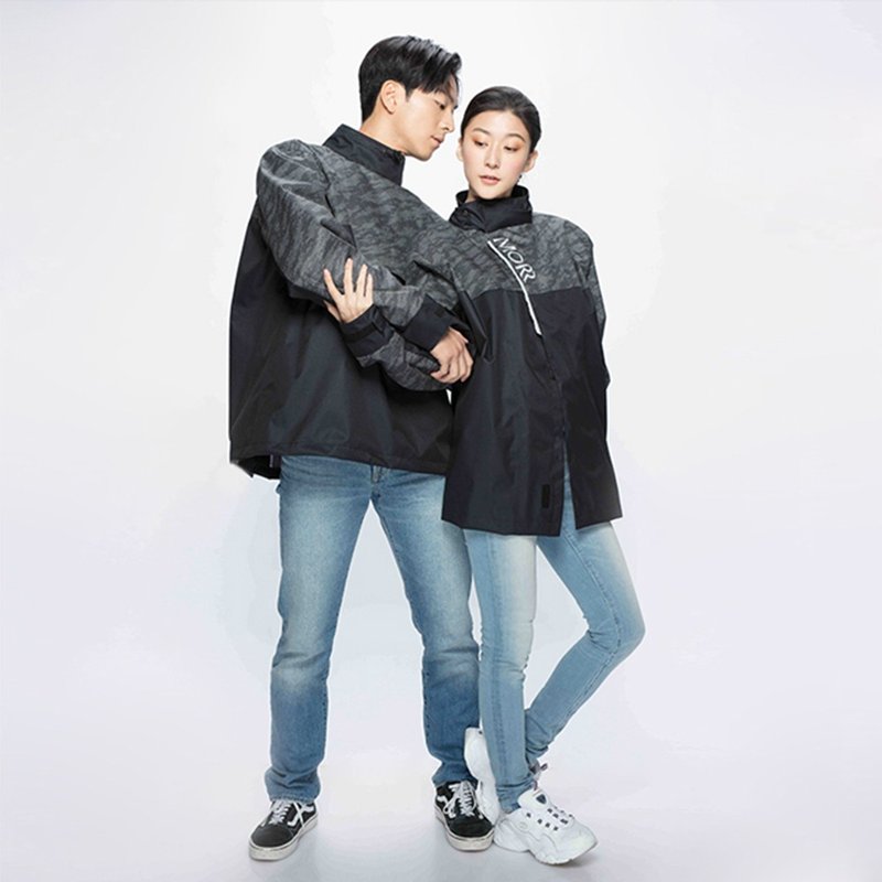 磁吸式反穿防水透气外套_无口袋设计_晶亮黑 - 雨伞/雨衣 - 防水材质 黑色