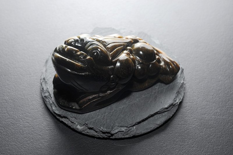 虎眼石金蟾 开运/招财/防小人b3 - 摆饰 - 宝石 