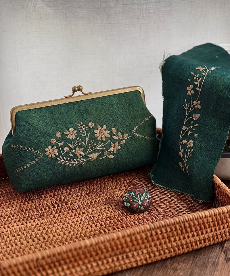 植物染手工刺绣口金包 - 零钱包 - 棉．麻 