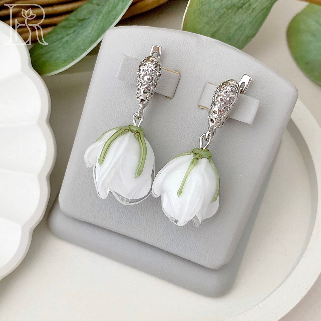 Unique White Flower Silver Prom Jewelry / Simple Drop Backs Prom Earrings - 耳环/耳夹 - 纯银 白色