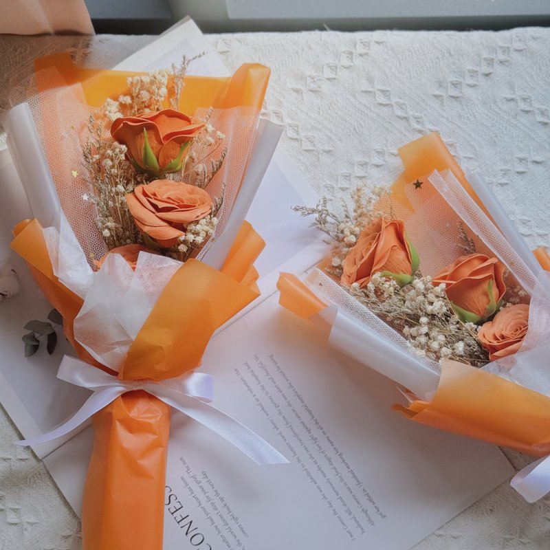 香皂玫瑰满天星花束 .香皂花束 - 干燥花/捧花 - 植物．花 多色