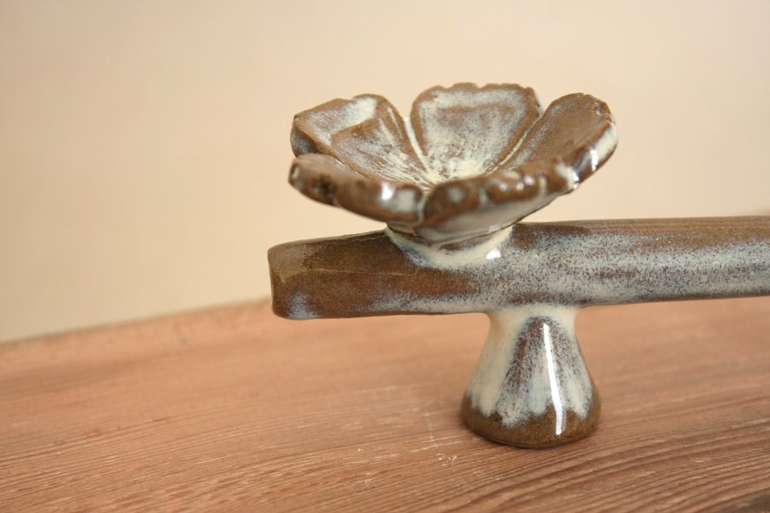 折梅小花花 // 手捏陶制烟斗 // Handmade Pottery Pipe - 花瓶/陶器 - 陶 