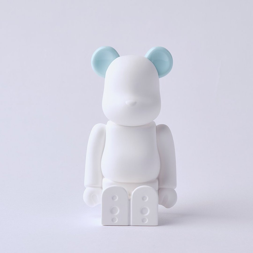 日本 BE@RBRICK 库博力克香氛熊马卡龙彩色耳朵版 马卡龙蓝 - 香薰/精油/线香 - 其他材质 白色
