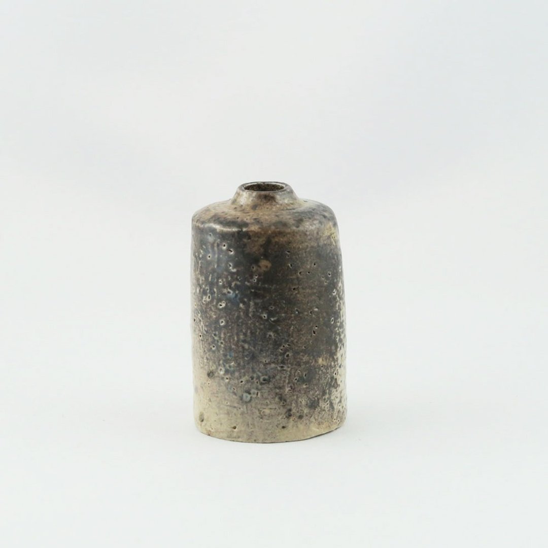 柴烧志野釉一轮插小花器 - 花瓶/陶器 - 陶 卡其色