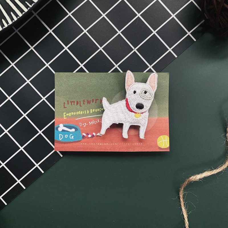 刺绣别针/烫贴 | 狗狗系列 | 牛头梗 | Littdlework - 徽章/别针 - 绣线 多色