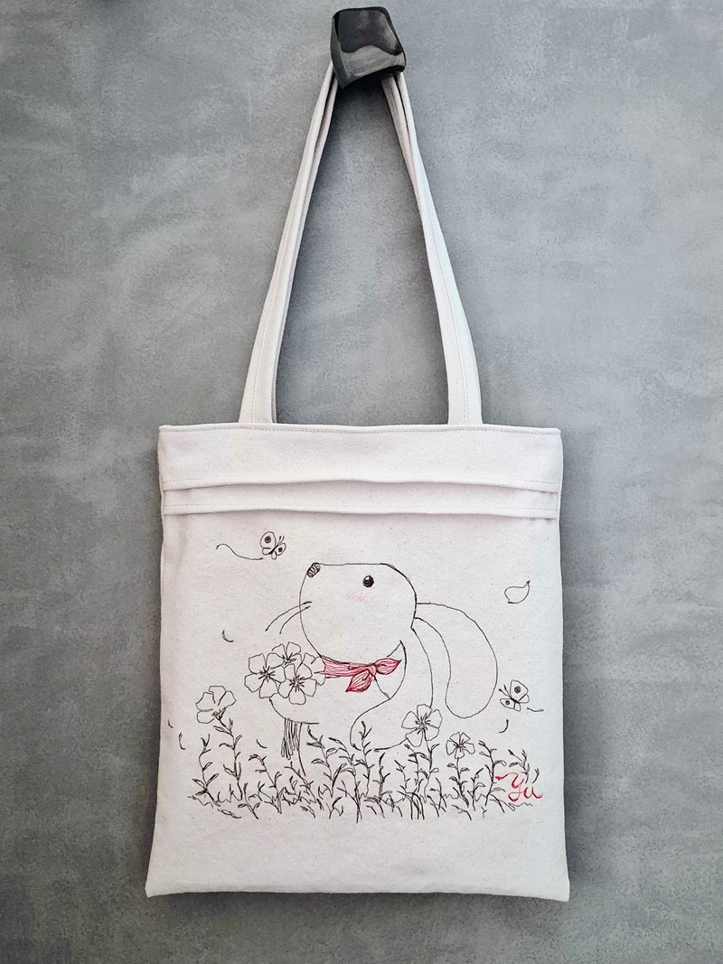 春息吹~插画设计手工车绣肩背包 - 侧背包/斜挎包 - 棉．麻 白色