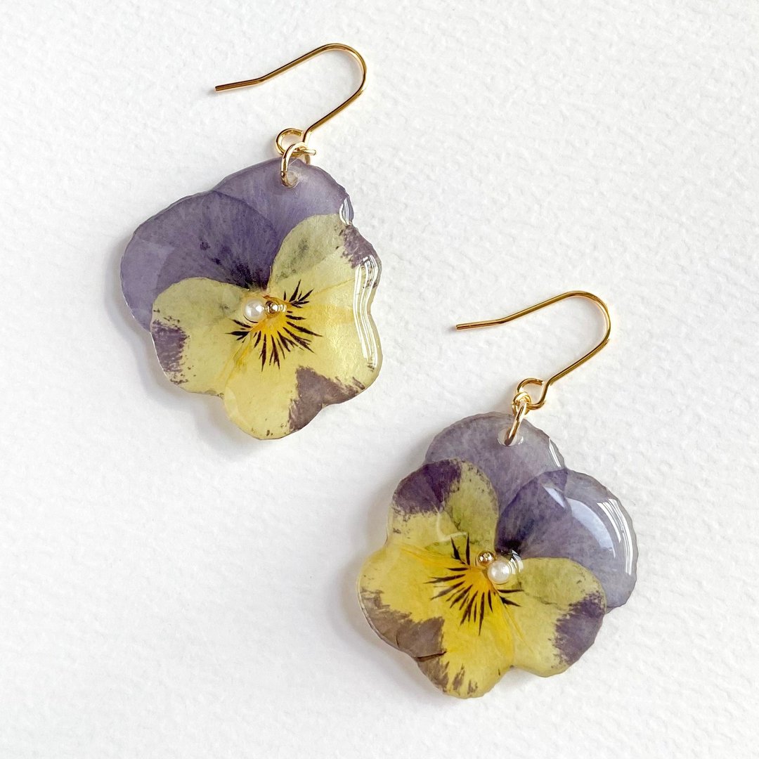 真花│三色堇挂耳环【A Little Pansy】 - 耳环/耳夹 - 植物．花 紫色