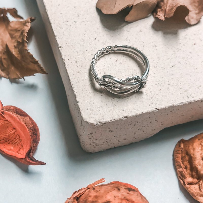 999纯银 无解结 - 戒指 - 纯银 银色