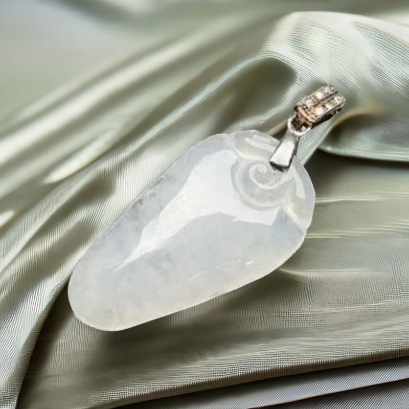 冰种翡翠福瓜925纯银坠头项链 | 天然缅甸玉翡翠A货 | 送礼 - 项链 - 玉石 白色