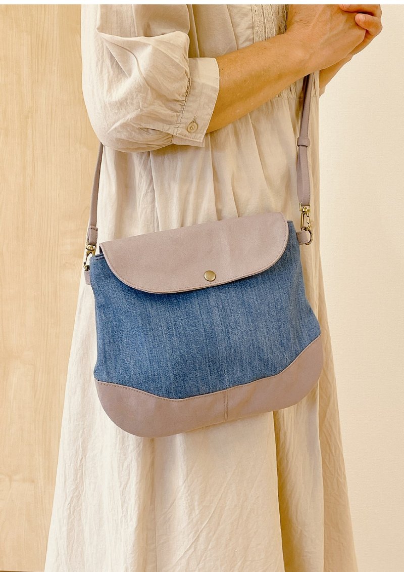 Okayama Denim Kurashiki Canvas Plump Shoulder Bag Bicolor Sacoche Travel Bleach Indigo x Purple - 侧背包/斜挎包 - 棉．麻 紫色