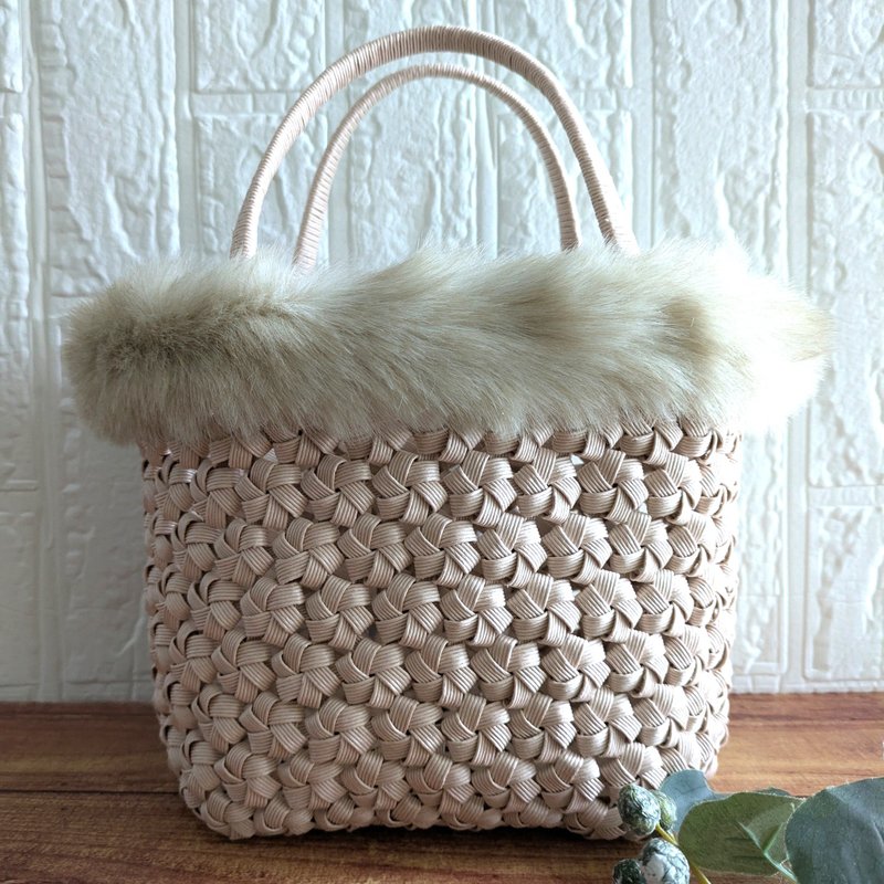 手工花结编织环保纸带篮包 附可拆卸毛绒饰边 烟粉色 - 手提包/手提袋 - 纸 粉红色