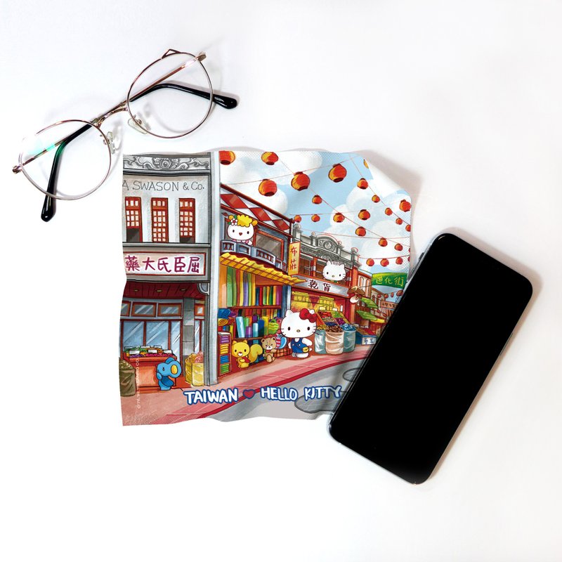 Hello Kitty 万用布 观光迪化街 台湾限定=布漾独家=三丽鸥授权 - 眼镜盒/眼镜布 - 其他材质 多色