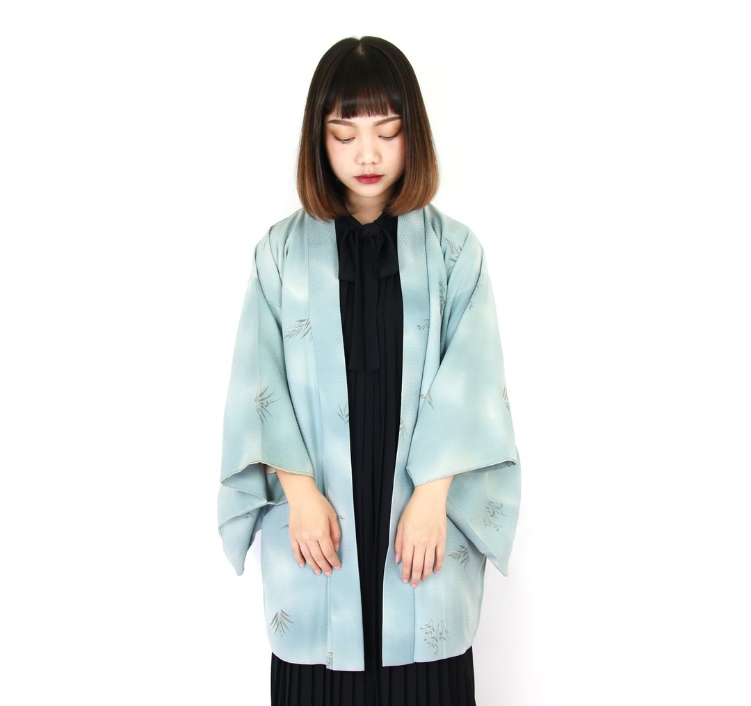 Back to Green::日本带回和服 羽织 迷雾水蓝 //男女皆可穿// vintage kimono (KC-22) - 女装休闲/机能外套 - 丝．绢 