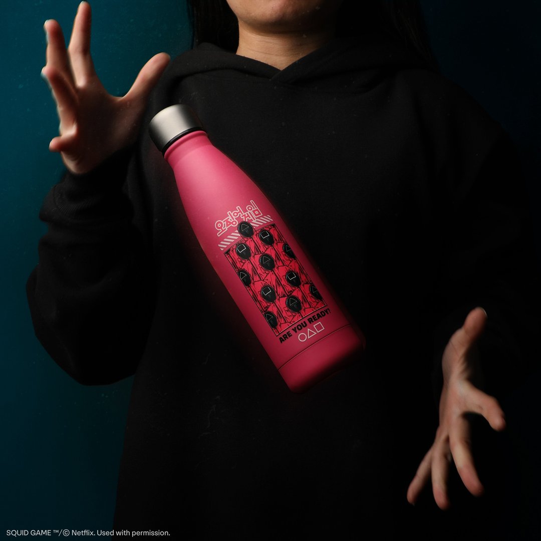 鱿鱼游戏保温水瓶 - 守卫 - 水瓶/水壶 - 其他金属 粉红色