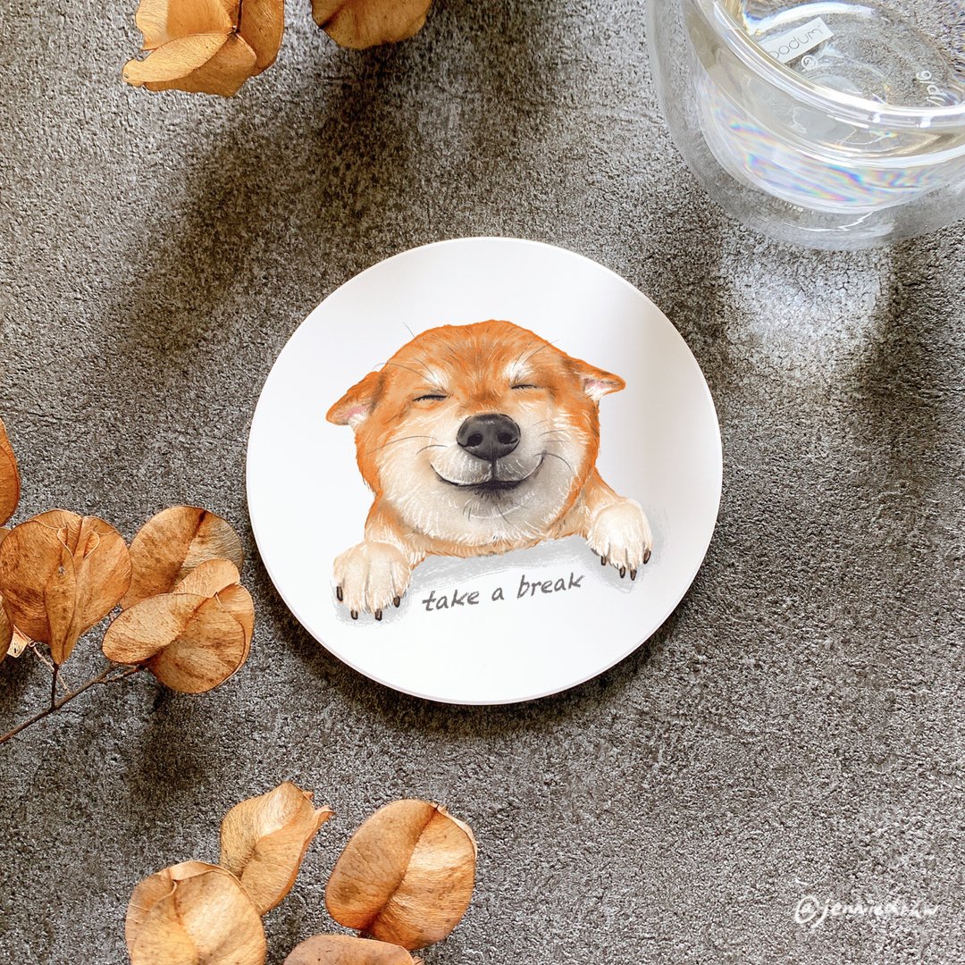 【陶瓷杯垫】一组2入可加名字 陶瓷吸水材质 定制宠物画柴犬 - 杯垫 - 陶 卡其色