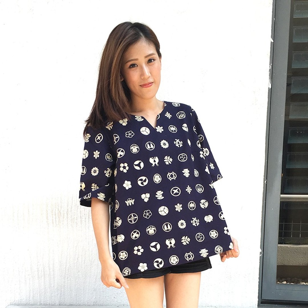 【Anna Nina】宠物亲子装绅蓝徽纹家长服 - 衣/帽 - 棉 