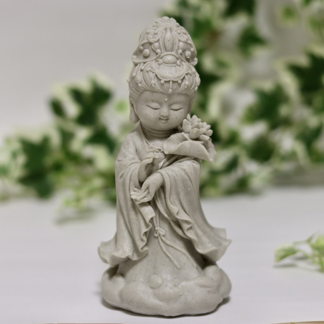 弹性水泥 大势至菩萨 清水模摆饰 软水泥家饰 水泥公仔 居家摆饰 - 玩偶/公仔 - 其他材质 银色