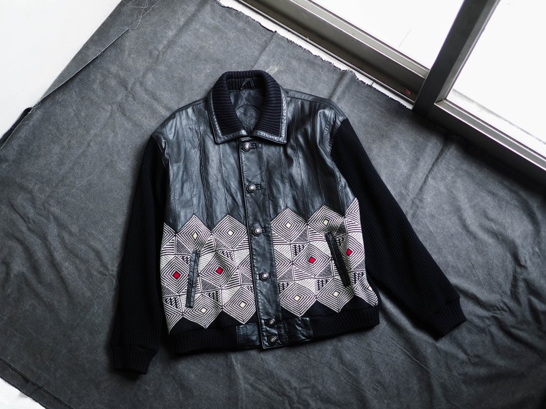 针织x图腾x羊皮宽大衬衫式皮衣 古董羊革真皮外套 Leather jacket - 男装外套 - 真皮 黑色