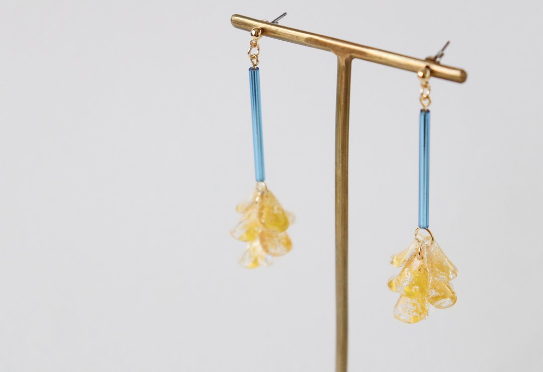 Wisteria petals   yellow - 耳环/耳夹 - 压克力 黄色
