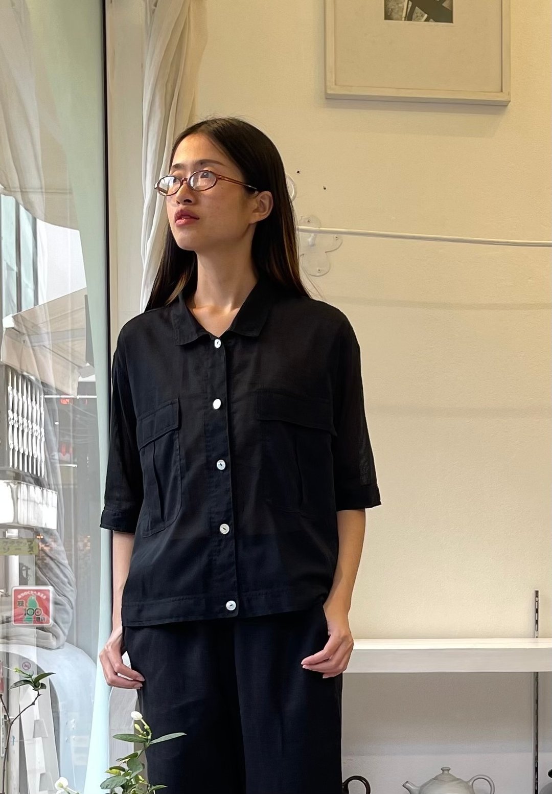 Safari Blouse : 经典翻领短袖棉质衬衫．黑色 - 女装上衣 - 棉 黑色
