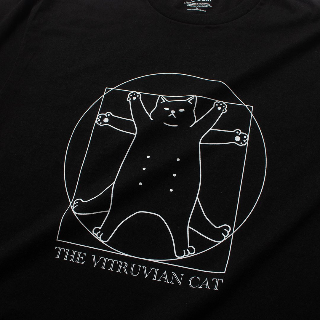 【GOOD DAY】The Vitruvian Cat 图案Tee (ZT749) - 黑色//白色 - 男装上衣/T 恤 - 棉 黑色