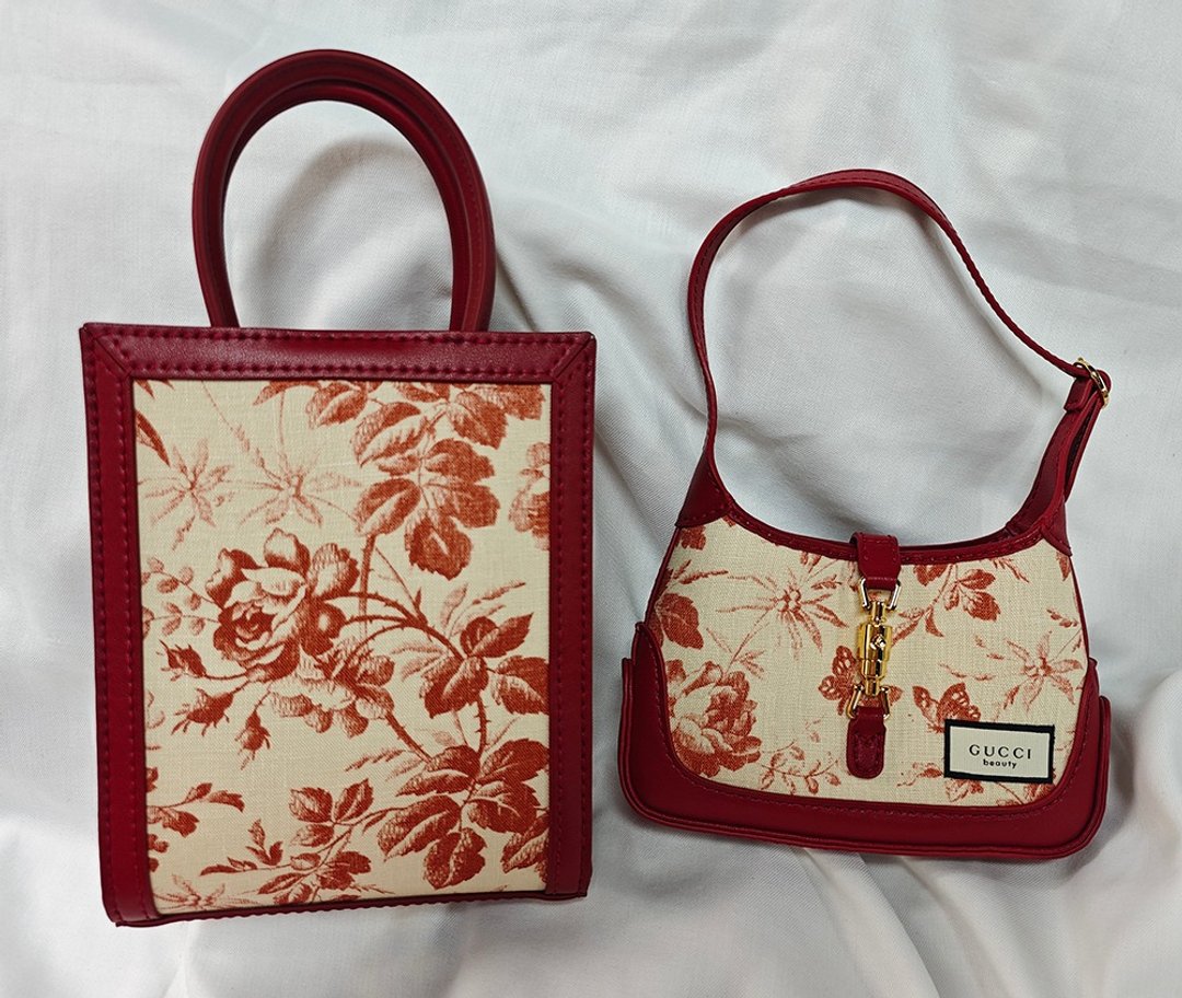全手缝真皮手提袋 牛皮斜挎包 handmade gucci防尘袋改造琴谱包 - 侧背包/斜挎包 - 真皮 红色
