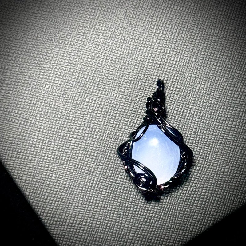 【苍雾】金属编织 蓝玉髓项链 - 项链 - 水晶 蓝色