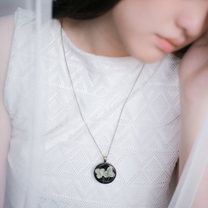 Hydrangeas -necklaec(Bronze color) 30 mm - 项链 - 植物．花 蓝色