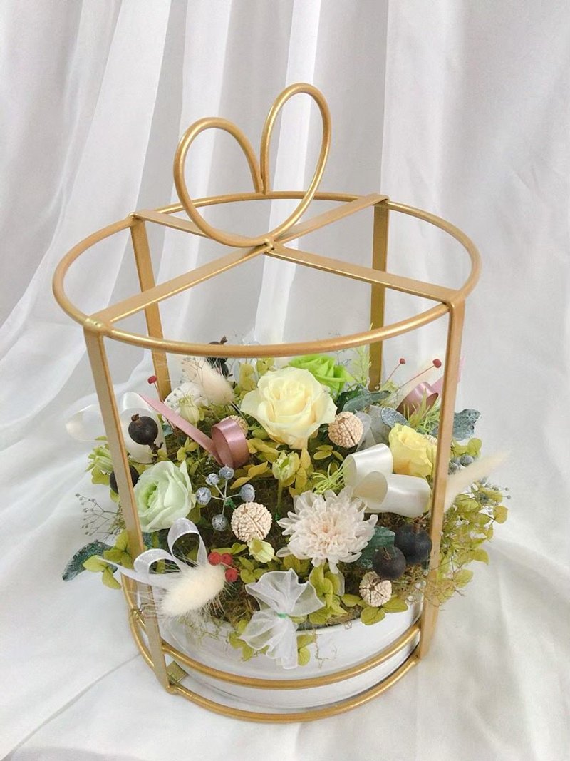 绿光森林爱心永生花 金属手提花蓝 永生花 桌花 开幕礼 客厅布置 - 干燥花/捧花 - 植物．花 