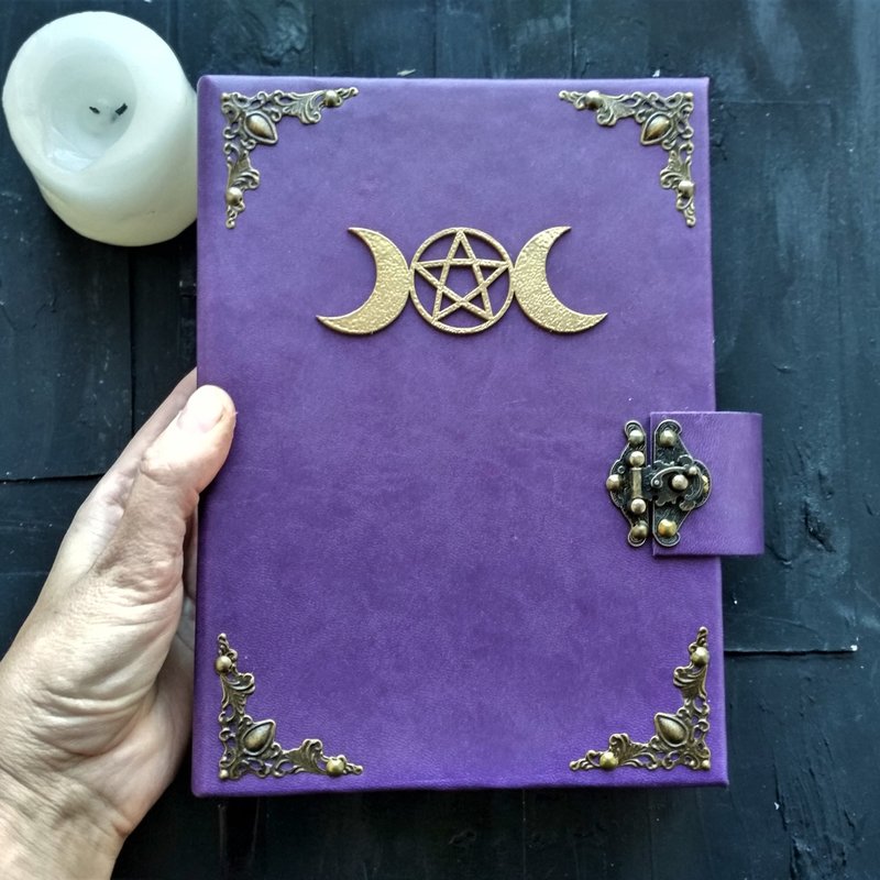 Witch spell book Wicca beginner book Witchcraft prewritten grimoire with text - 笔记本/手帐 - 纸 紫色