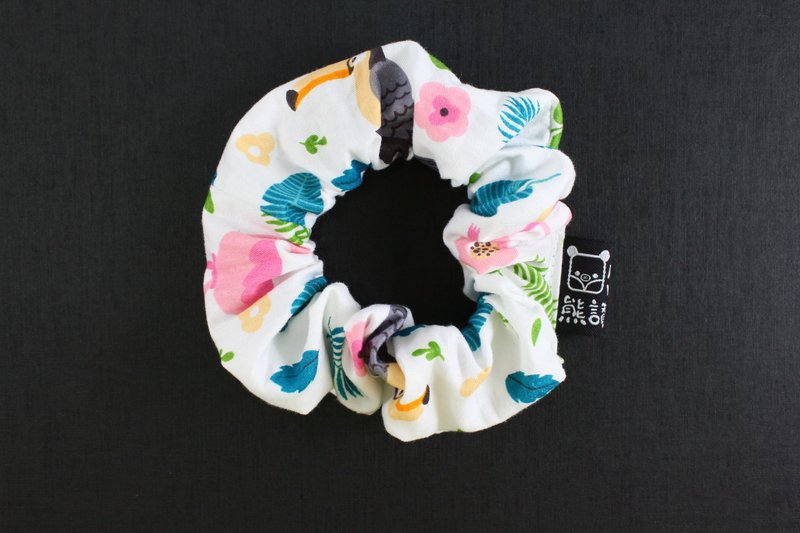 雨林发束甜甜圈大肠圈发饰发圈hair accessories礼物 - 发饰 - 棉．麻 白色