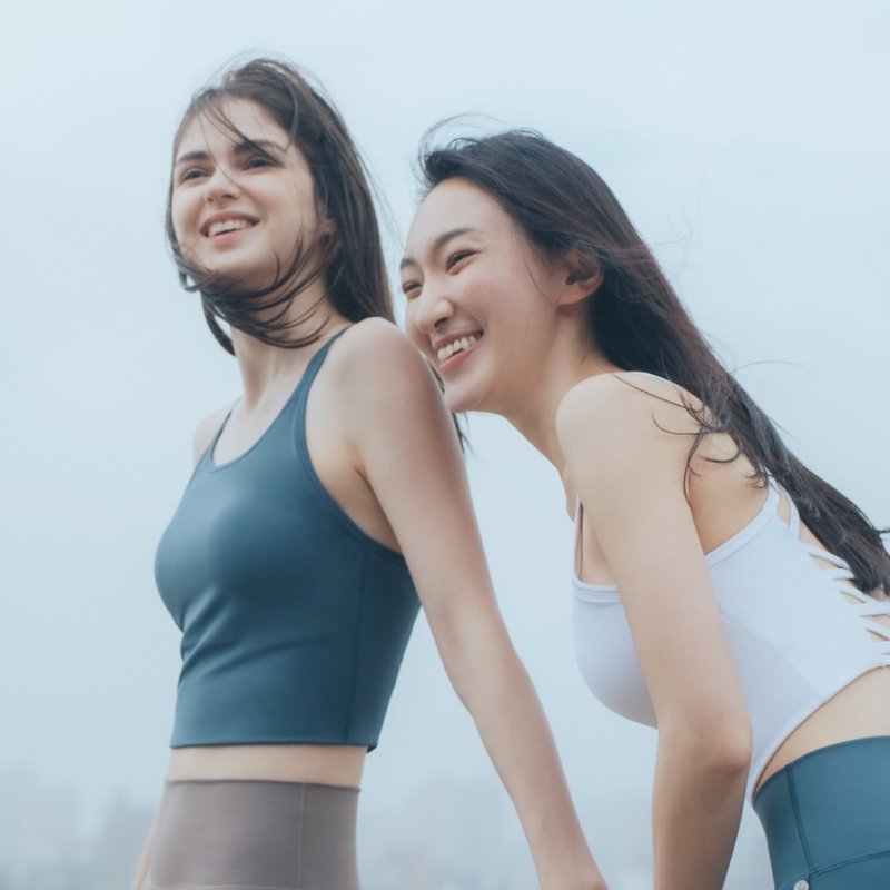 【MACACA】美好的美背心 - AIE1112 莫兰绿 - 女装运动衣 - 尼龙 绿色
