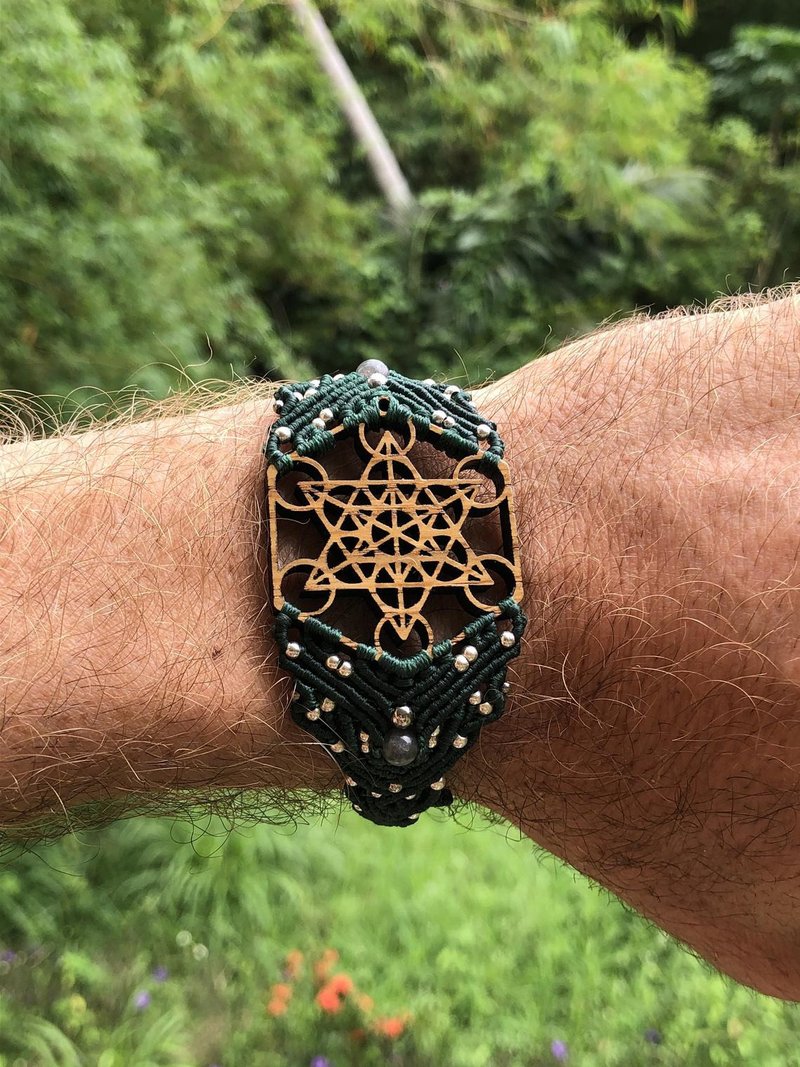 Sacred Geometry Watch bracelet macrame - 手链/手环 - 木头 绿色