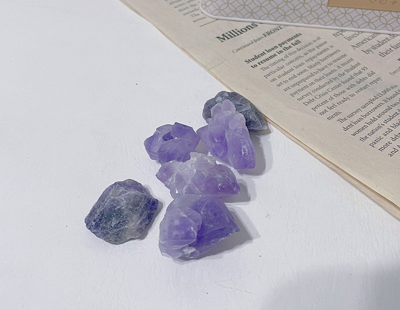 能量摆件 紫水晶 原矿 碎石 原石 扩香招财消磁石灯 - 摆饰 - 水晶 紫色
