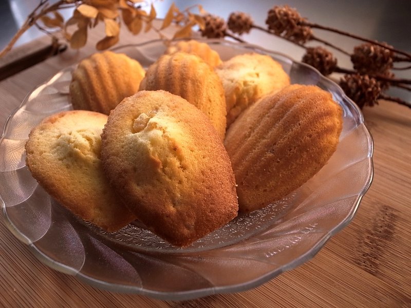 法式手工甜点心 橙香玛德莲 蛋糕 饼干 下午茶 ☆ 一份4个 - 手工饼干 - 新鲜食材 黄色