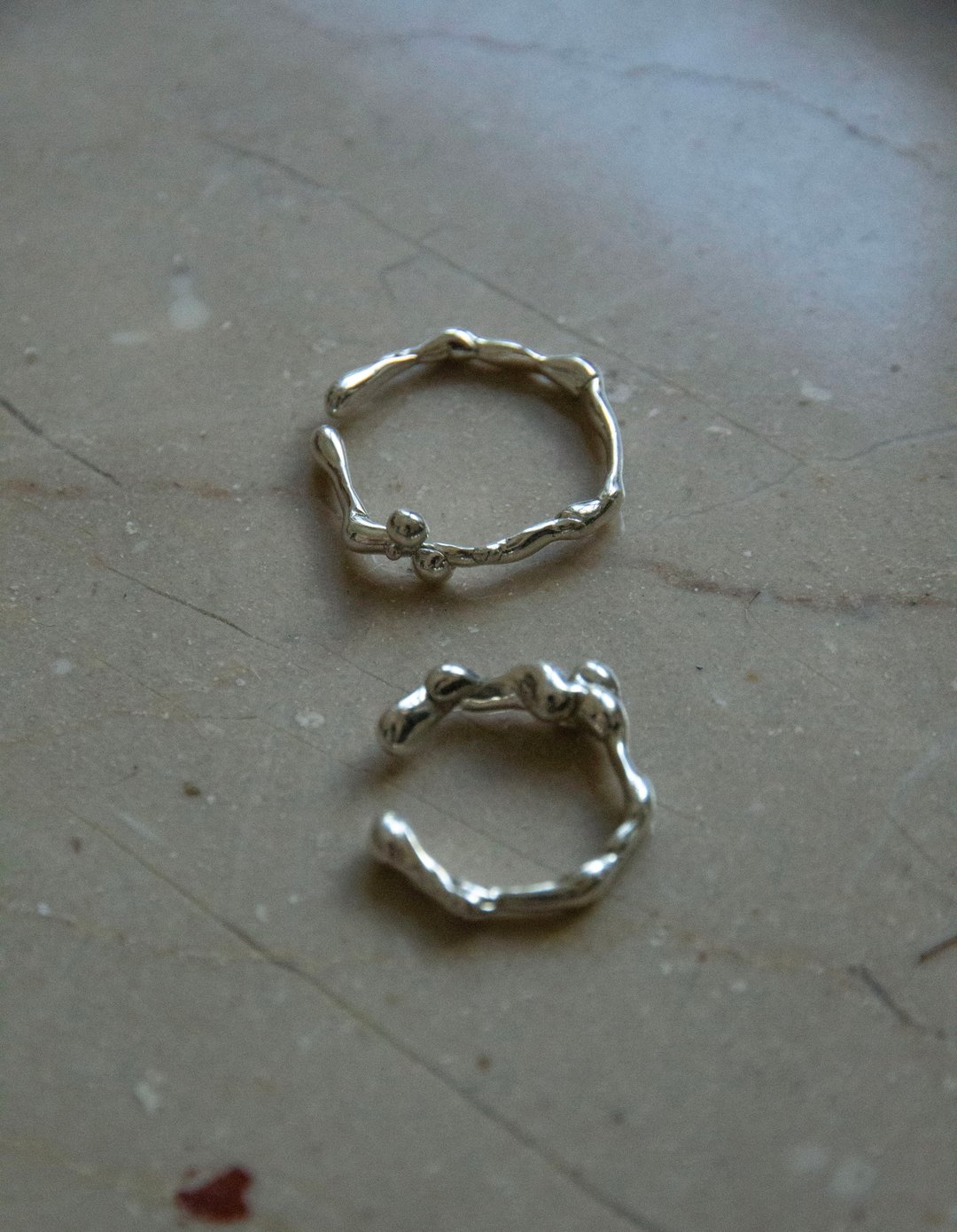 Silver – BURL B – 两用型耳扣节型戒指 - 戒指 - 纯银 银色