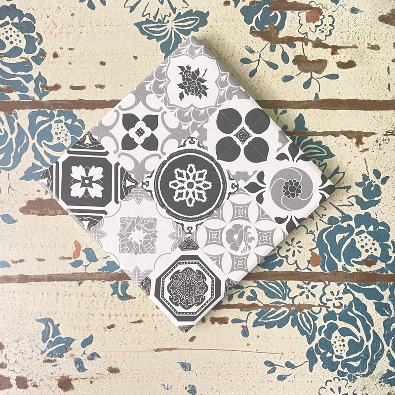 百花系列 ∣ 默片 花砖吸水杯垫 - 杯垫 - 陶 灰色