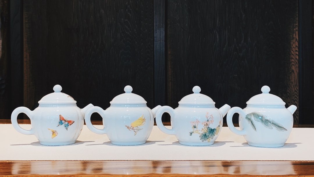 不言美器 釉中彩 四季丰收壶 佛手 芭蕉叶 海棠花 蝴蝶 兰花 - 茶具/茶杯 - 瓷 