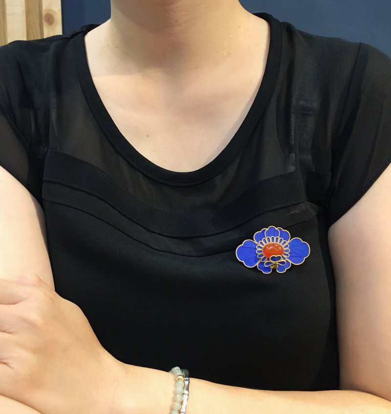 【红尘】原创仿点翠牡丹造型红玛瑙胸针/褙子扣 - 胸针 - 宝石 红色