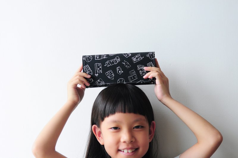 家是生活的容器/黑色 纸长夹 小葱X ER 联名款 水洗牛皮纸 环保 - 皮夹/钱包 - 环保材料 黑色