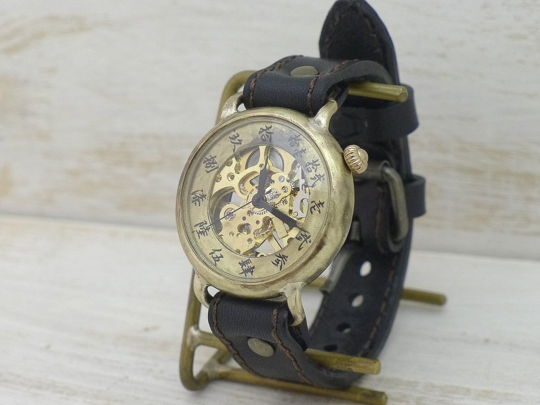 倭ノ刻手动上链二代｜旧式汉字表盘｜手动上链黄铜 38mm 缝线表带 手工腕表 BHW149 - 男表/中性表 - 铜/黄铜 金色